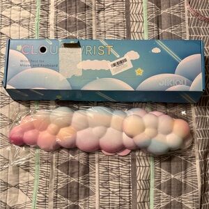 Cloud Wrist Rest for Mouse and Keyboard and includes Cup Pad